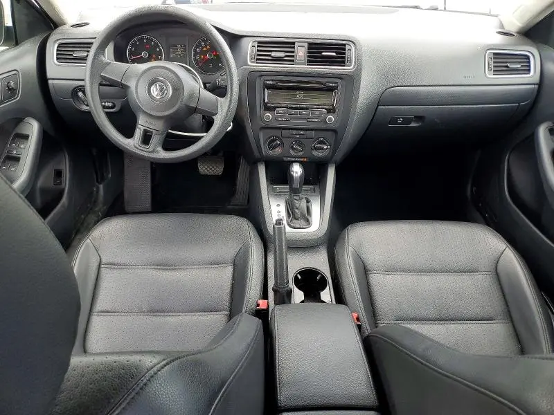2014 VOLKSWAGEN JETTA SE  