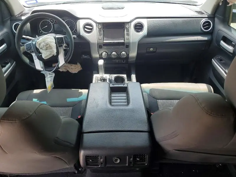 2015 TOYOTA TUNDRA CREWMAX SR5  