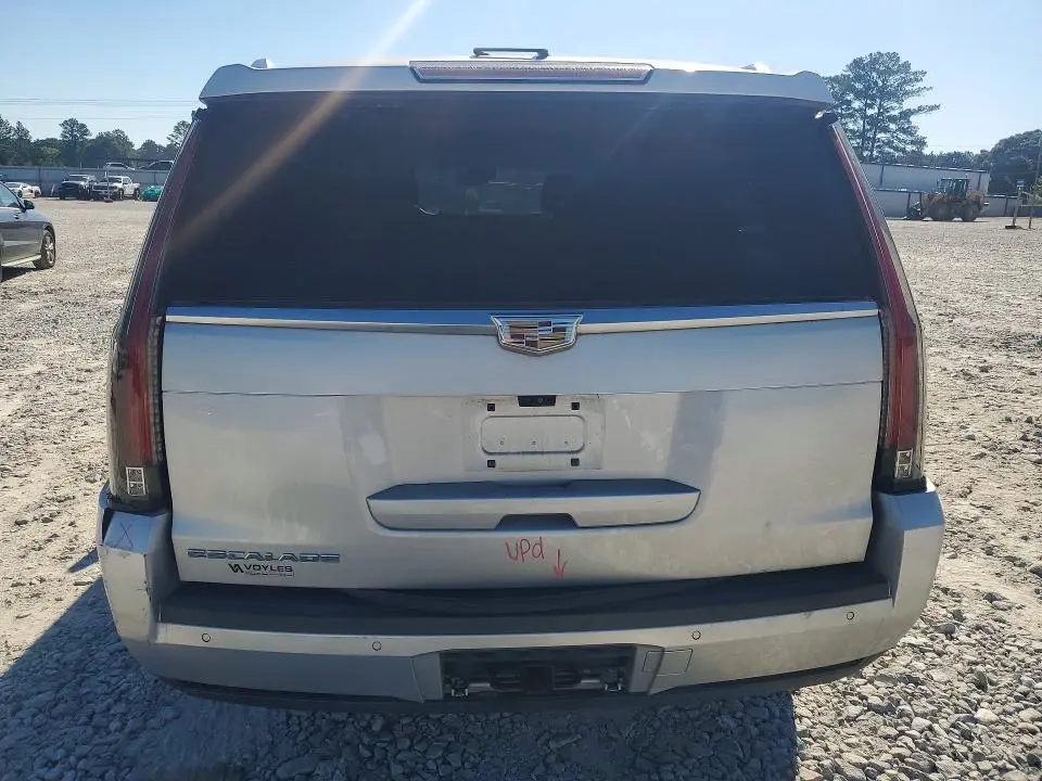 2018 CADILLAC ESCALADE ESV LUXURY  