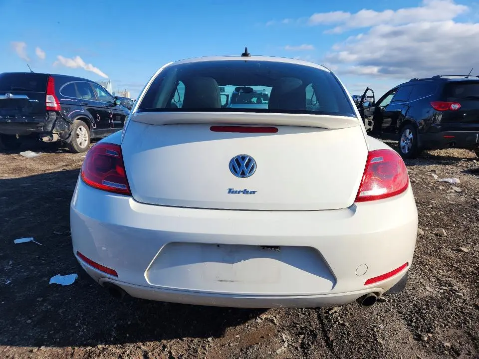2013 VOLKSWAGEN BEETLE TURBO  