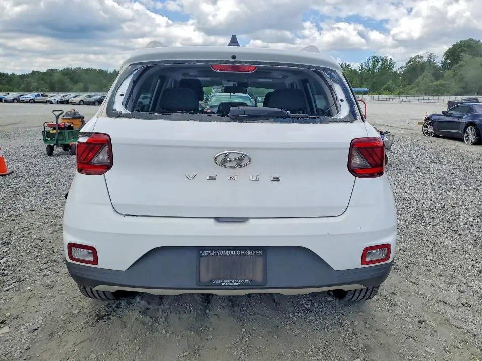 2022 HYUNDAI VENUE SEL  
