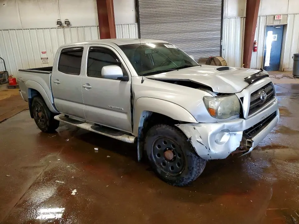 2010 TOYOTA TACOMA V6  