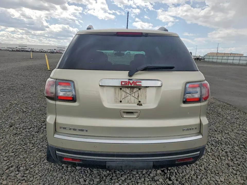 2014 GMC ACADIA SLE  