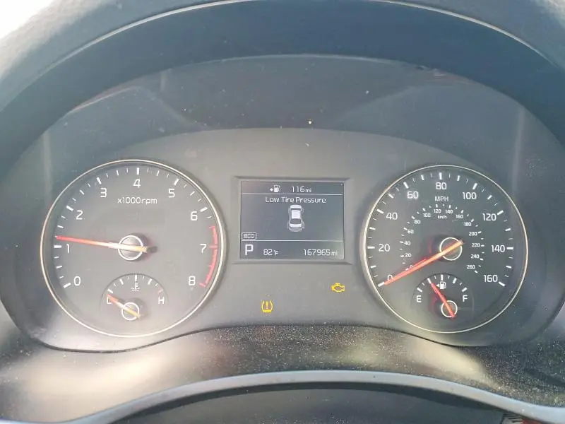 2018 KIA CADENZA PREMIUM  