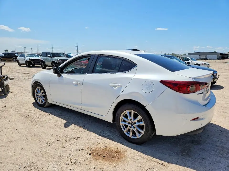 2016 MAZDA 3 TOURING  