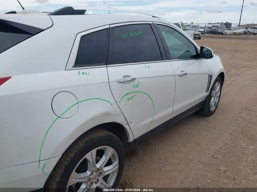 2015 CADILLAC SRX PERFORMANCE COLLECTION