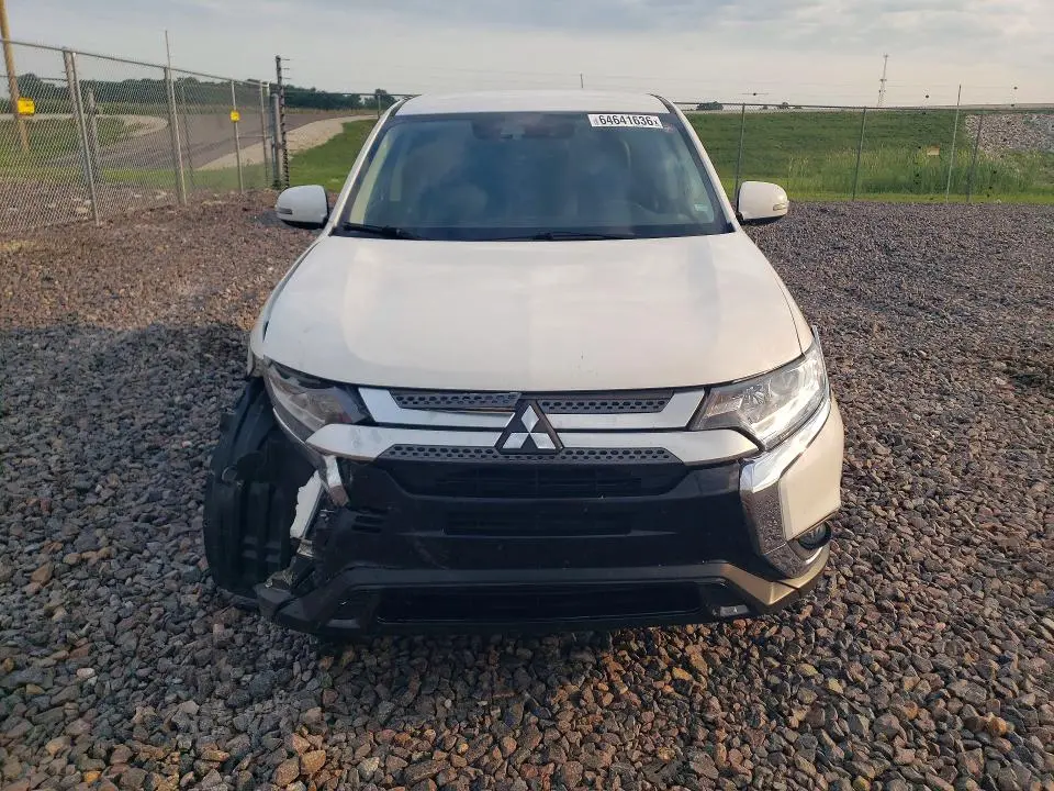 2020 MITSUBISHI OUTLANDER SE  