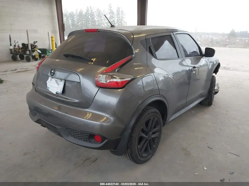 2015 NISSAN JUKE S
