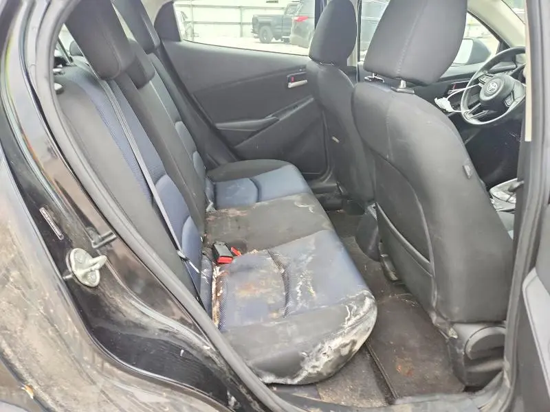2019 TOYOTA YARIS L  
