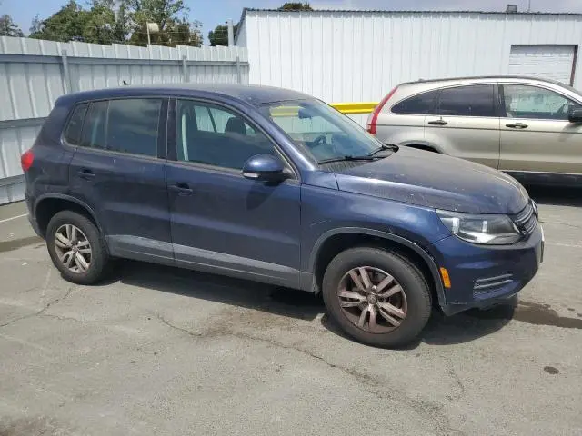 2013 VOLKSWAGEN TIGUAN S  