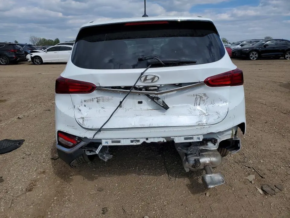 2019 HYUNDAI SANTA FE SE  