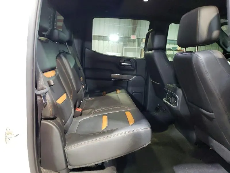 2020 GMC SIERRA K1500 AT4  