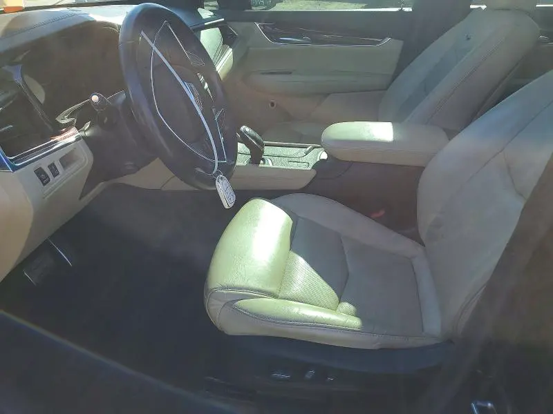 2018 CADILLAC XT5 PREMIUM LUXURY  