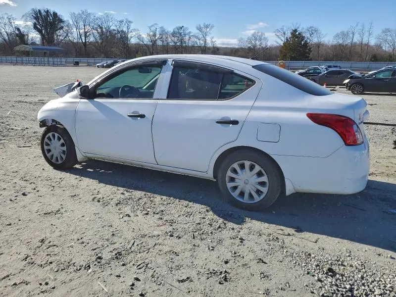 2018 NISSAN VERSA S  