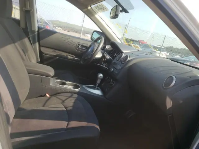 2010 NISSAN ROGUE S