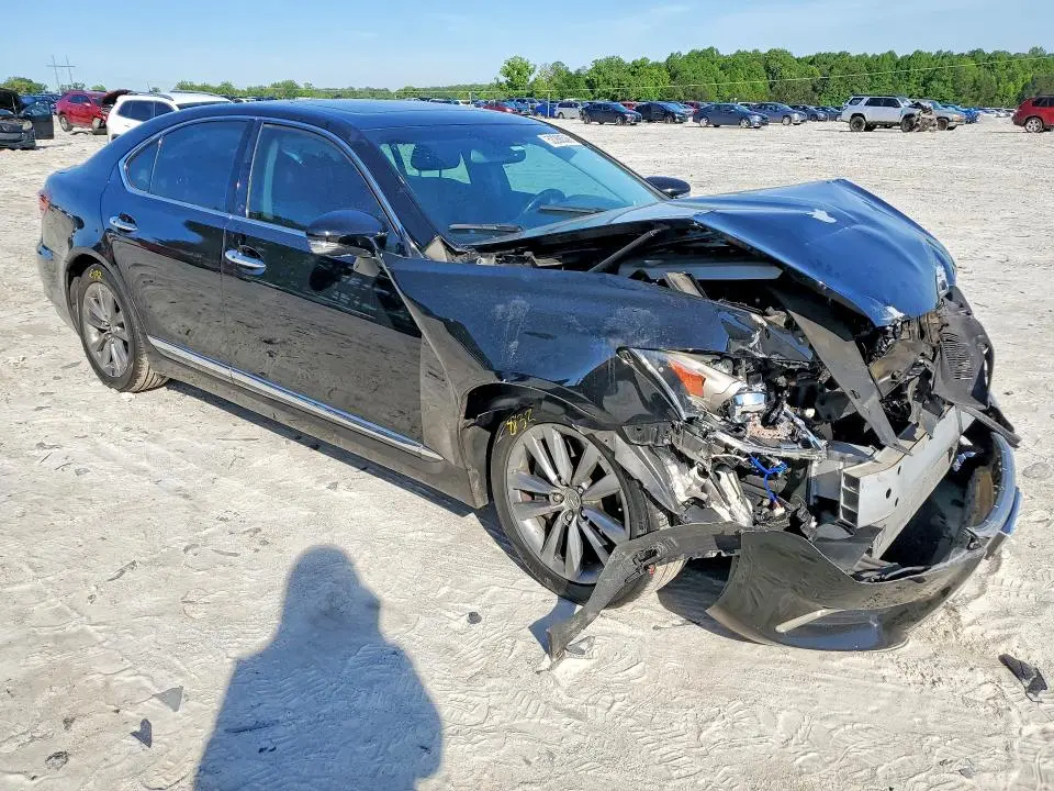 2013 LEXUS LS 460  