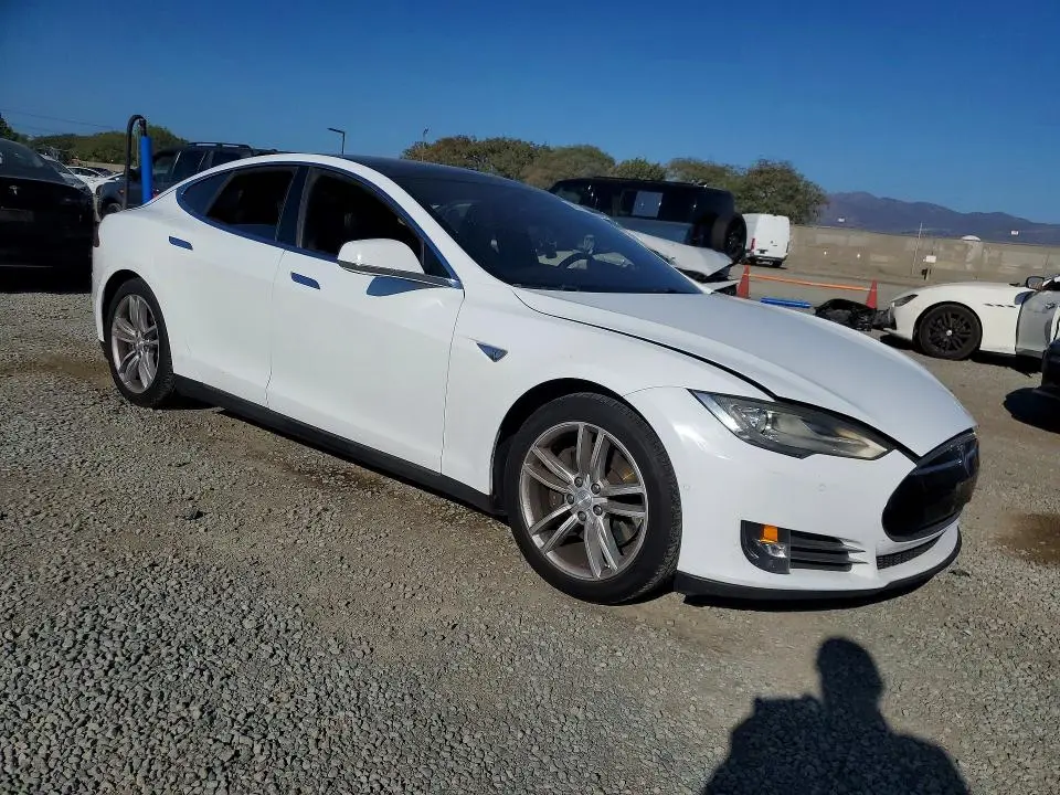 2014 TESLA MODEL S   