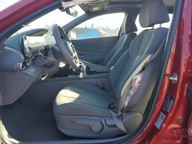 2024 HYUNDAI ELANTRA SEL  