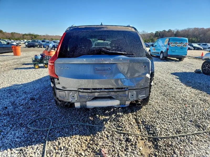2018 VOLVO XC90 T6  