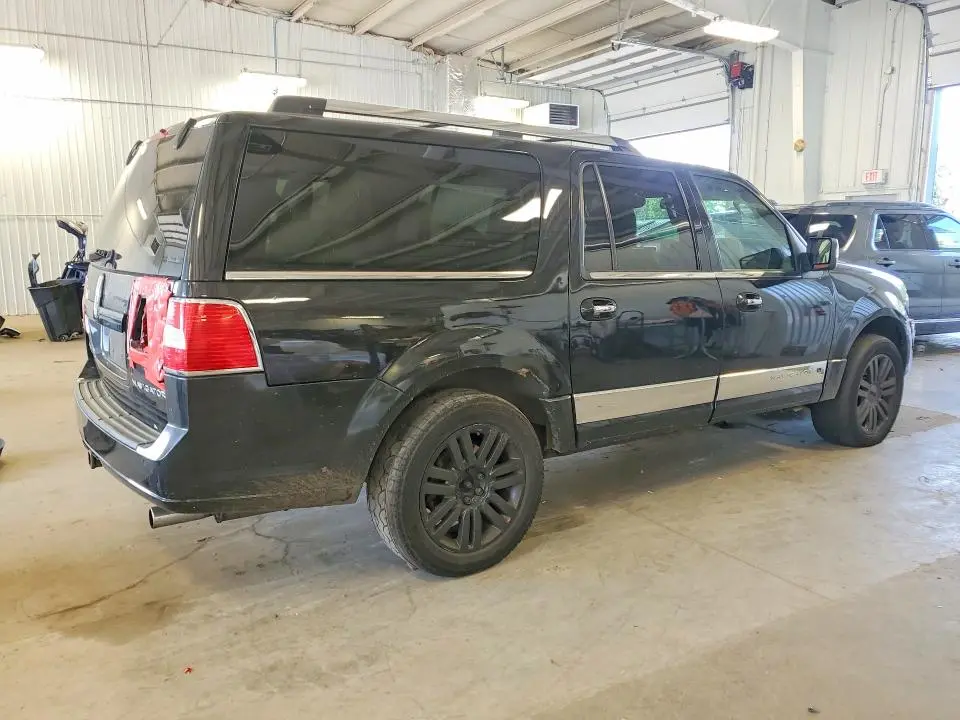 2011 LINCOLN NAVIGATOR L  