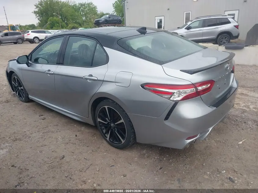 2020 TOYOTA CAMRY XSE