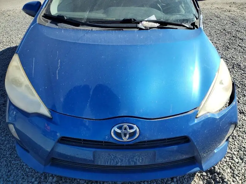 2013 TOYOTA PRIUS C TWO  