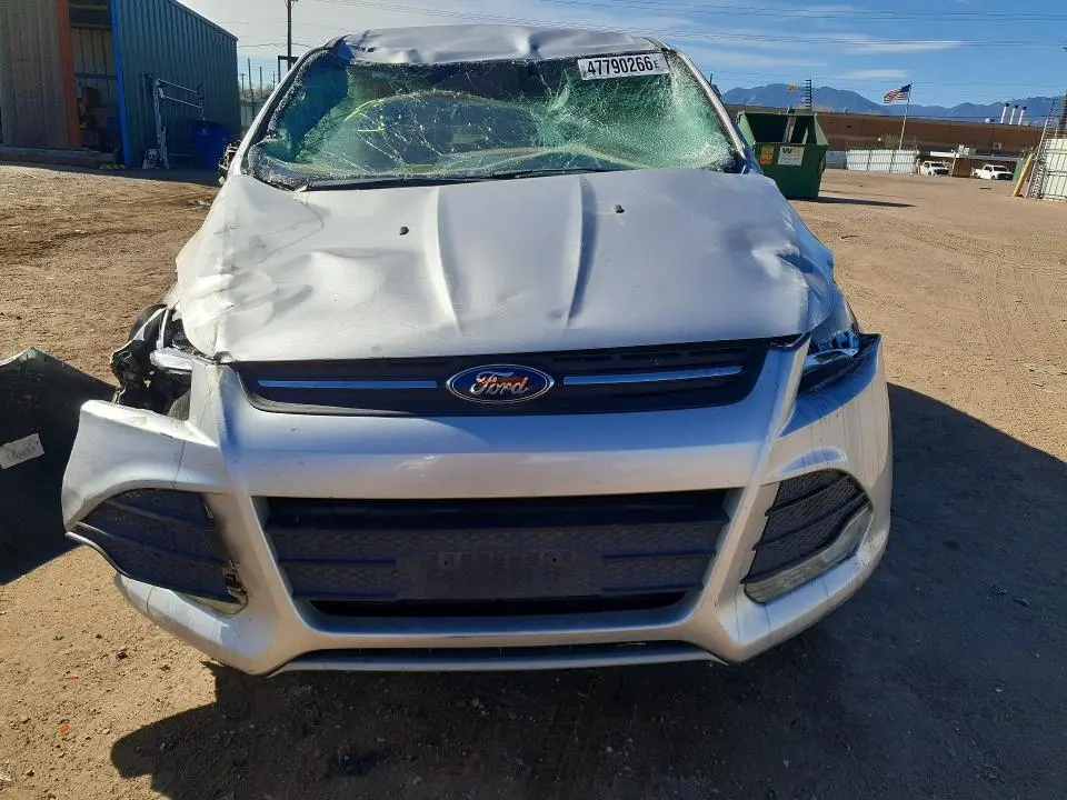 2015 FORD ESCAPE SE  