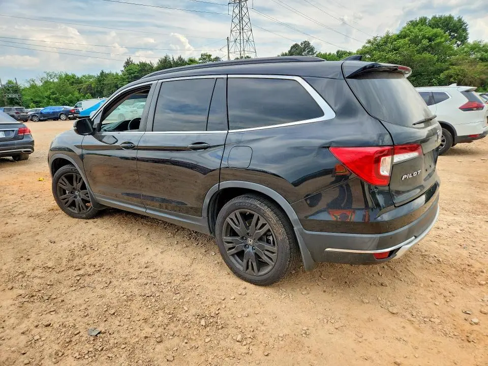2021 HONDA PILOT SE  