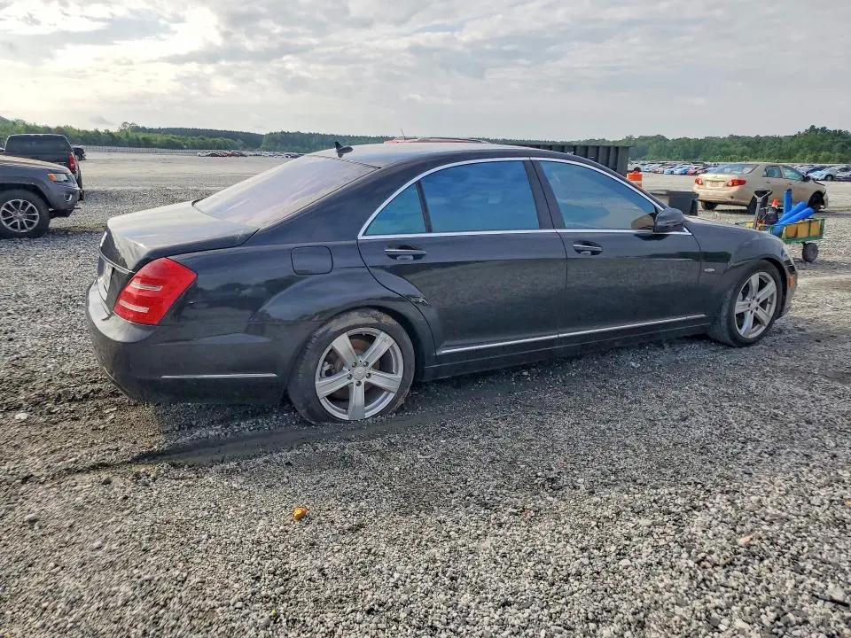 2012 MERCEDES-BENZ S 550  