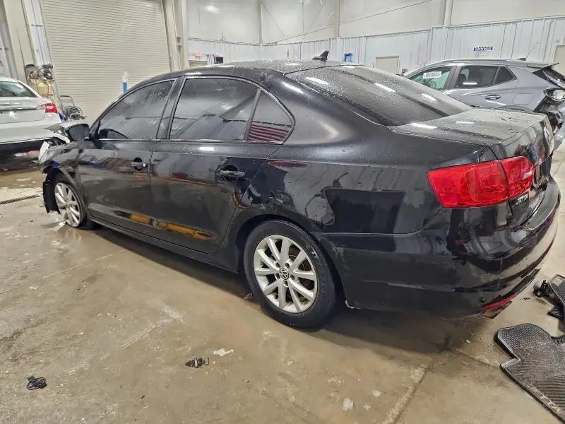 2012 VOLKSWAGEN JETTA SE  