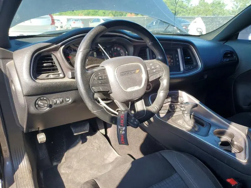 2016 DODGE CHALLENGER SXT  