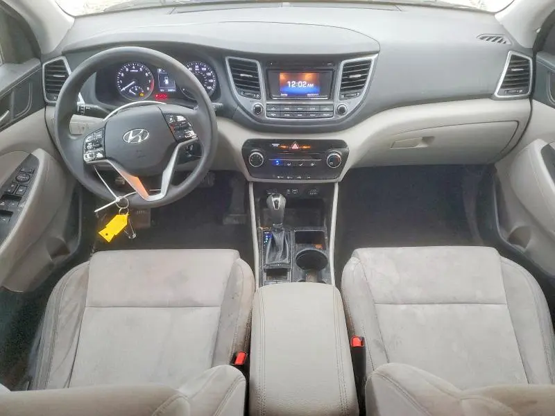 2018 HYUNDAI TUCSON SE  