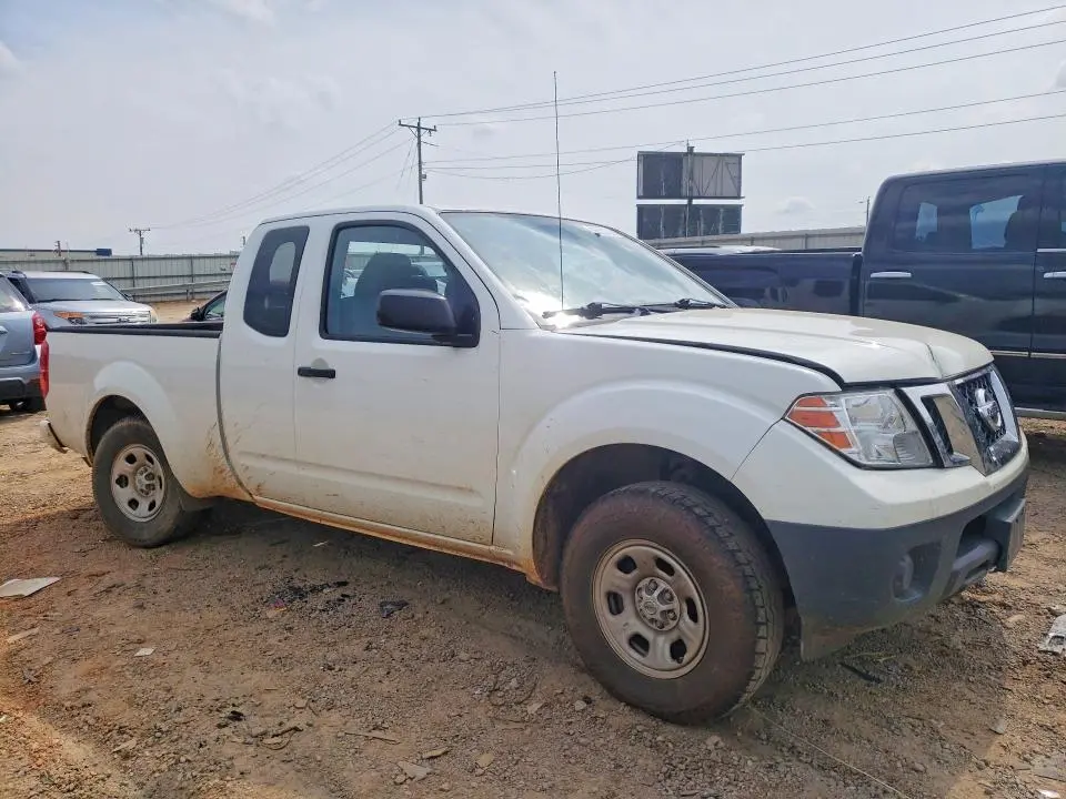 2019 NISSAN FRONTIER S  