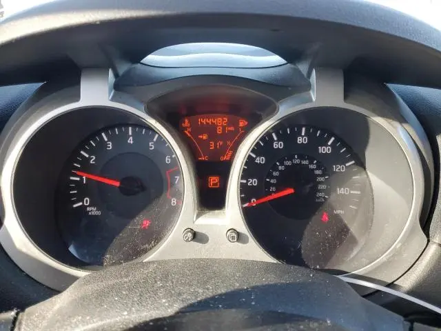 2011 NISSAN JUKE S
