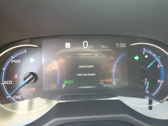 2025 TOYOTA RAV4 XLE  