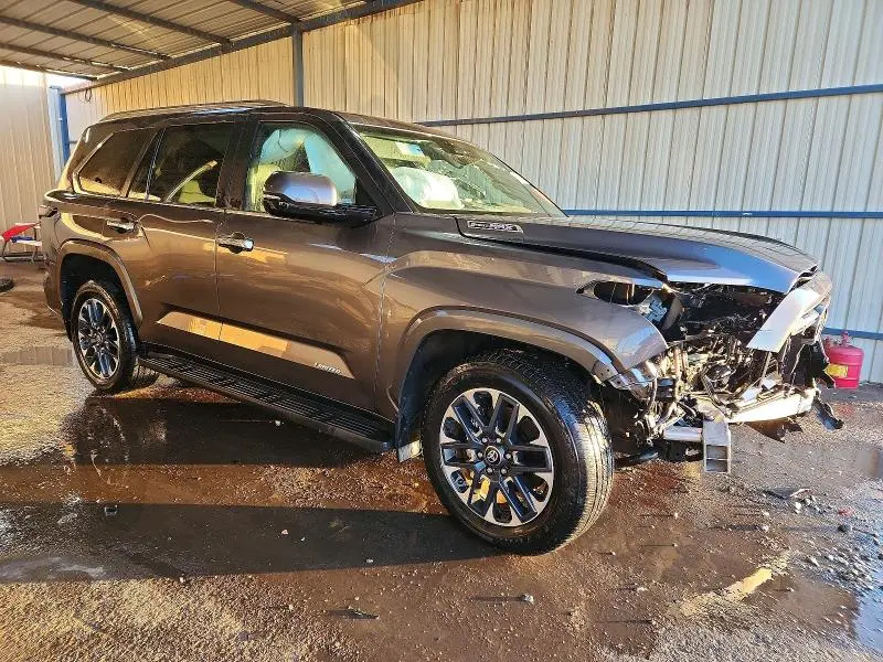 2025 TOYOTA SEQUOIA SR5  