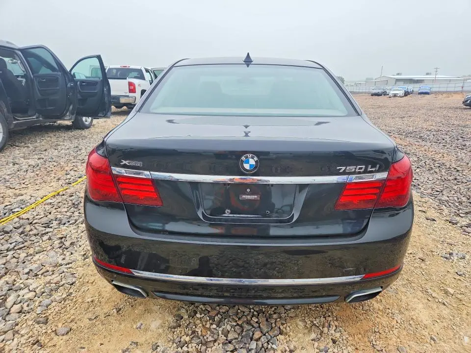 2013 BMW 750 LXI  