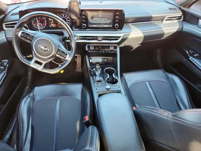 2021 KIA K5 GT LINE  