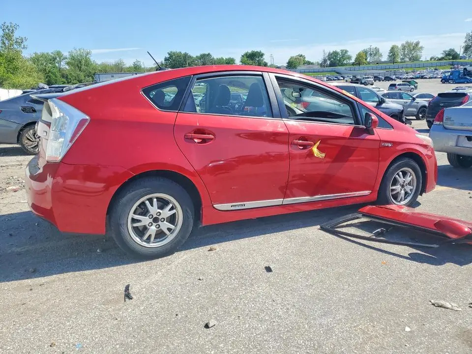 2010 TOYOTA PRIUS II  
