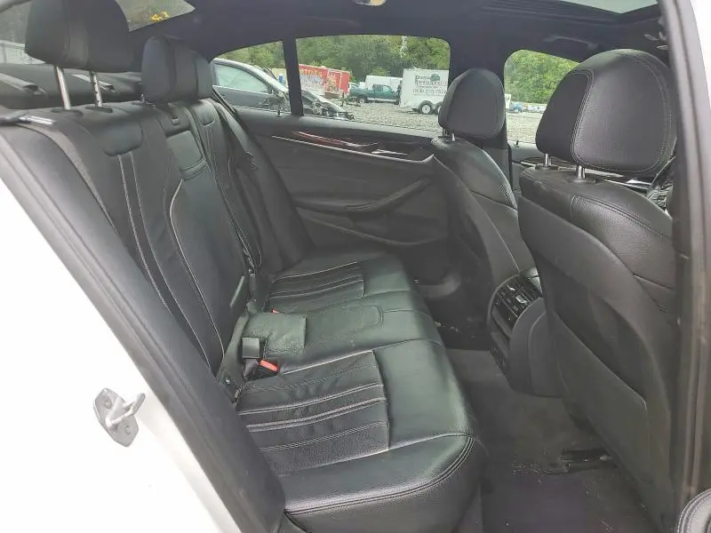 2017 BMW 530 XI  