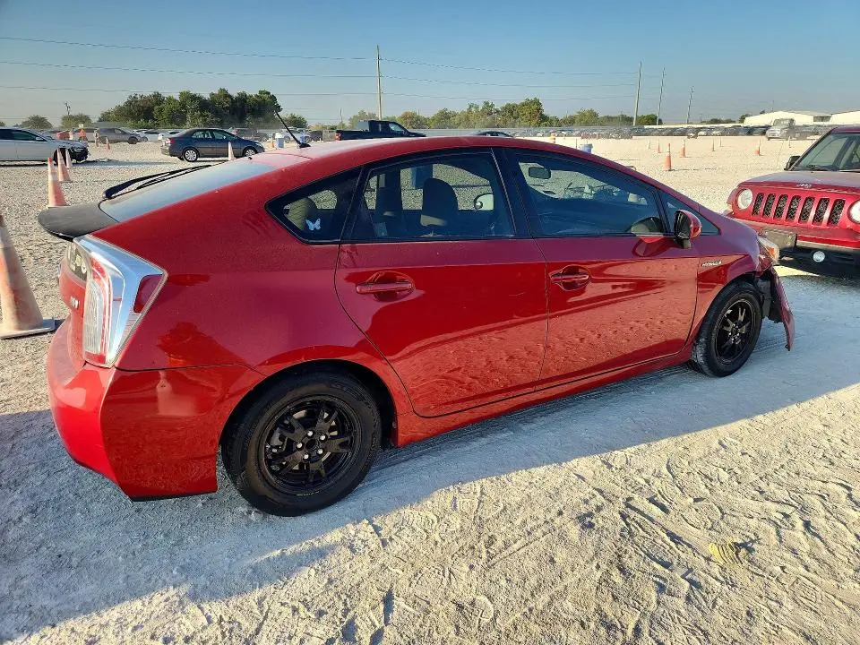 2013 TOYOTA PRIUS TWO  