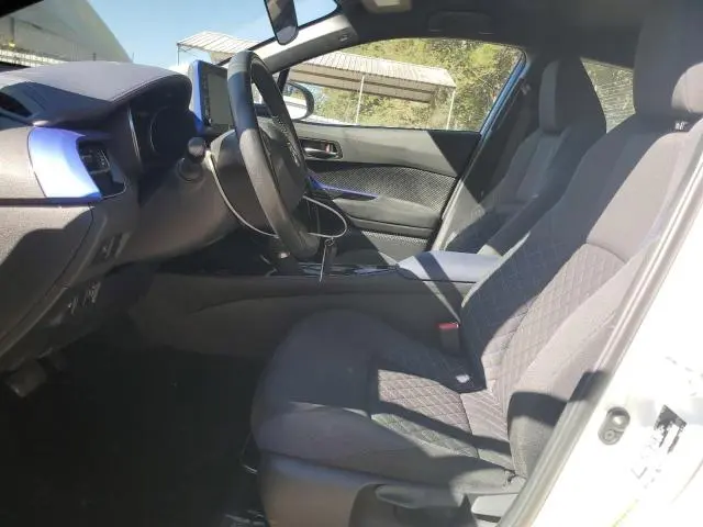 2021 TOYOTA C-HR XLE  