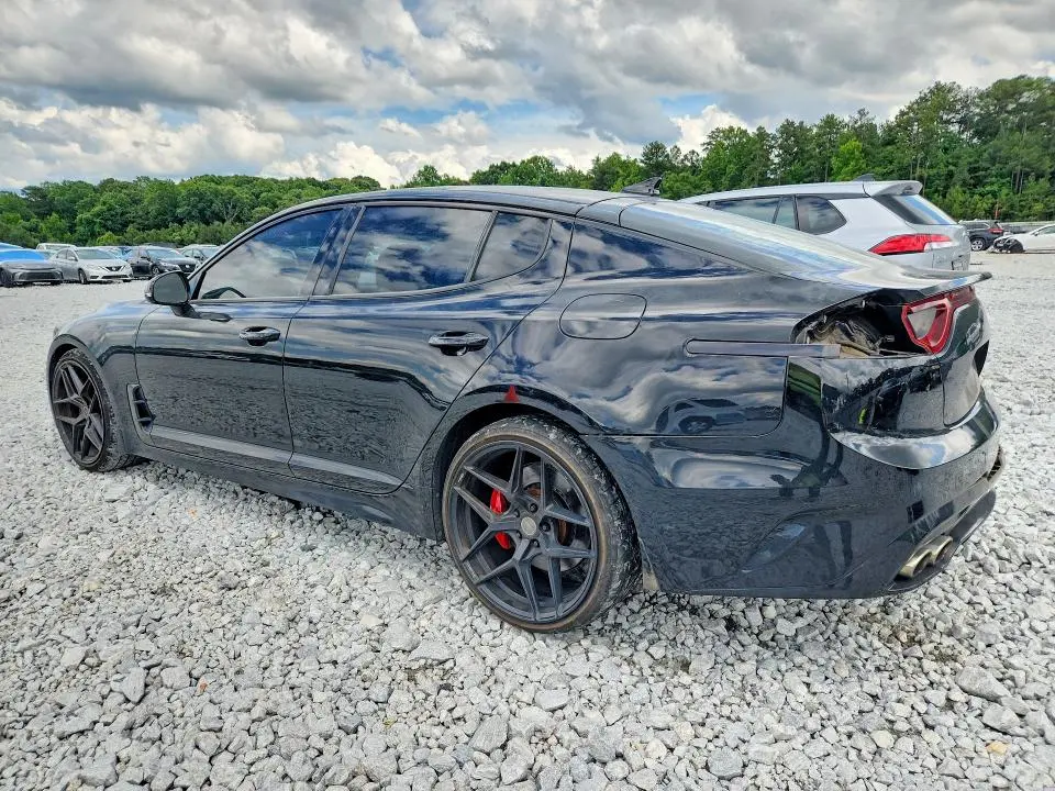 2019 KIA STINGER GT2  