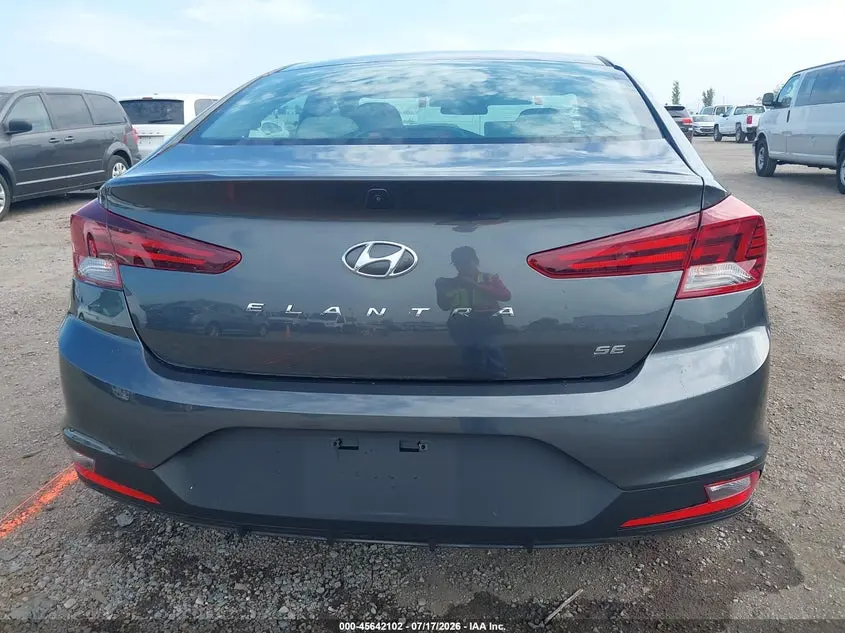 2020 HYUNDAI ELANTRA SE