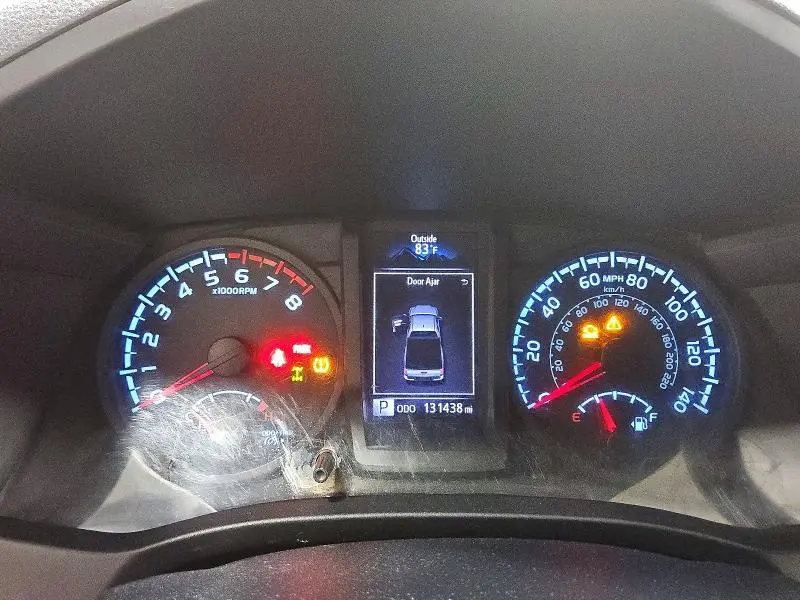2018 TOYOTA TACOMA SR  
