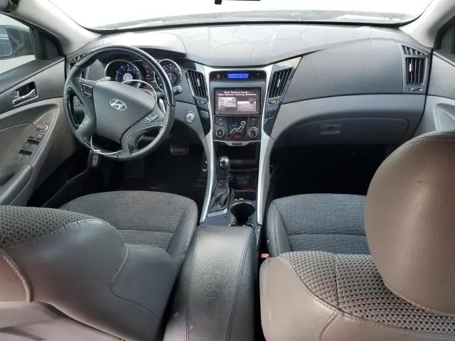 2011 HYUNDAI SONATA SE  