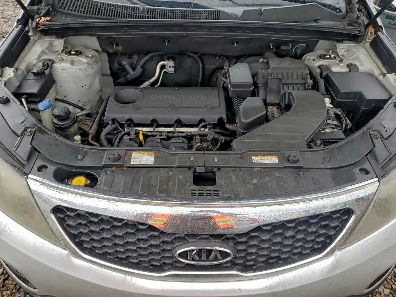 2012 KIA SORENTO BASE  
