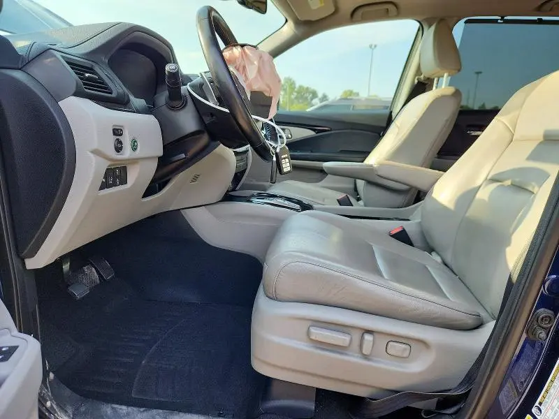2016 HONDA PILOT TOURING  