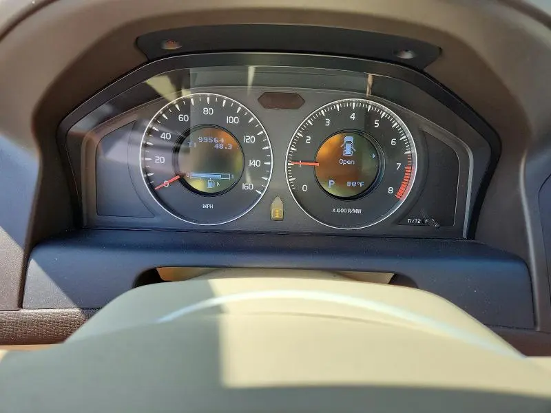 2010 VOLVO XC60 3.2  