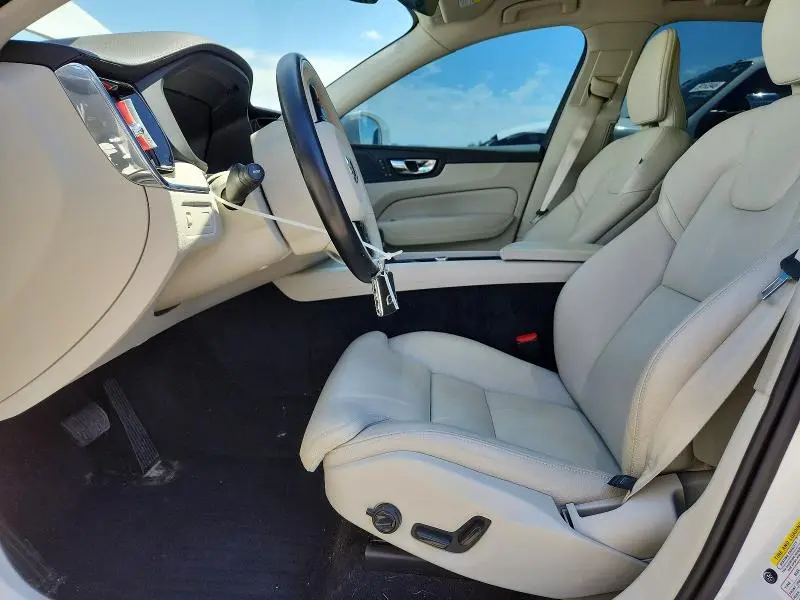 2020 VOLVO XC60 T5 INSCRIPTION  